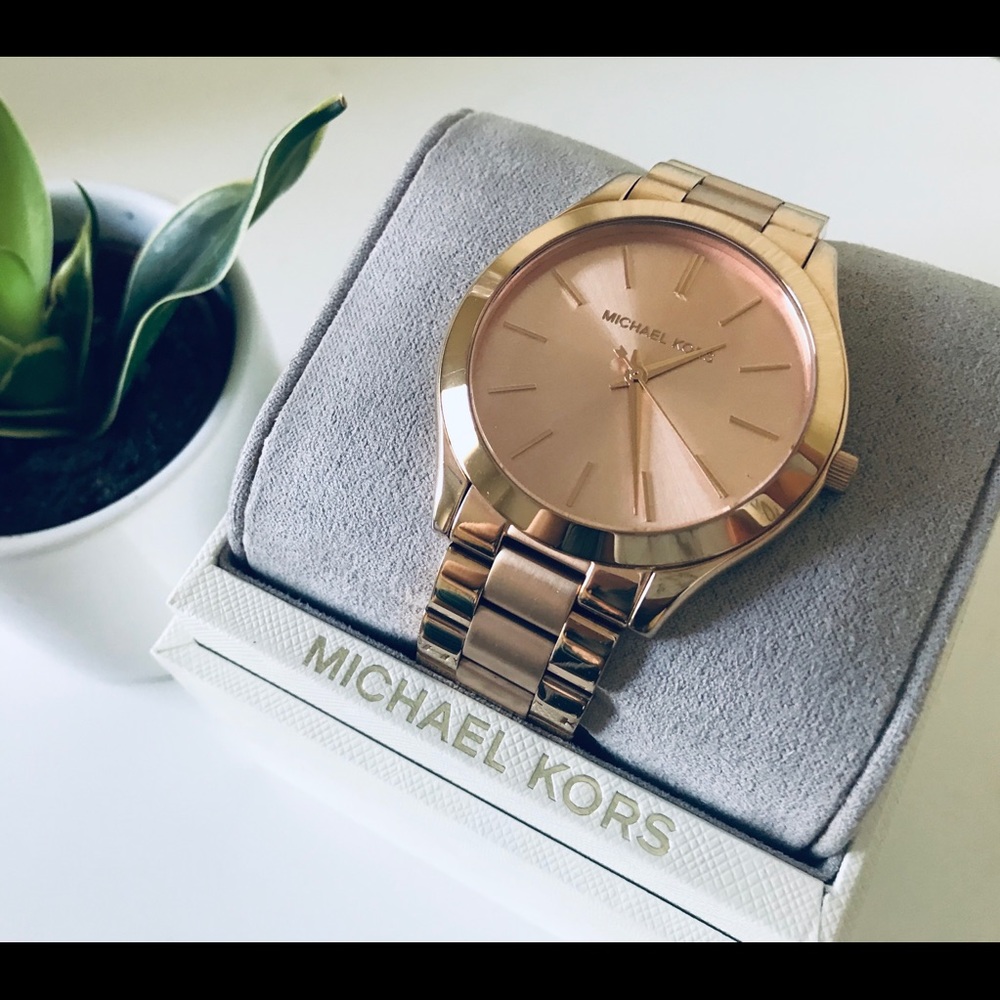 💜💙Michael Kors watch